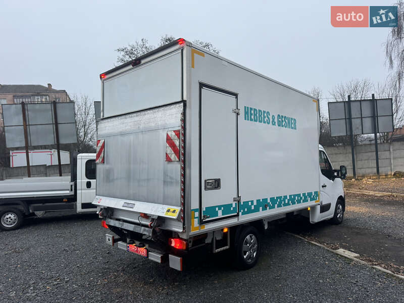 Вантажний фургон Renault Master 2022 в Рівному