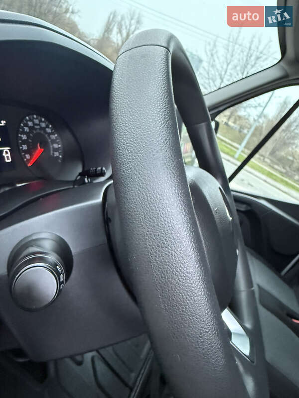 Вантажний фургон Renault Master 2022 в Києві