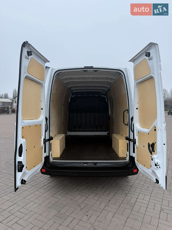 Вантажний фургон Renault Master 2022 в Києві
