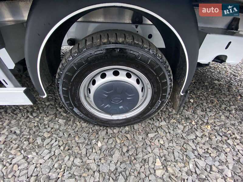 Другие грузовики Renault Master 2022 в Киеве