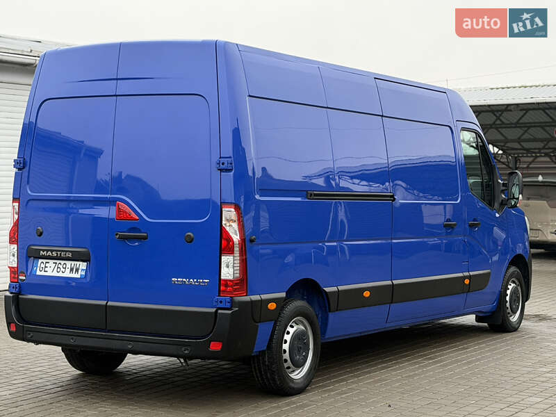 Вантажний фургон Renault Master 2022 в Дубні