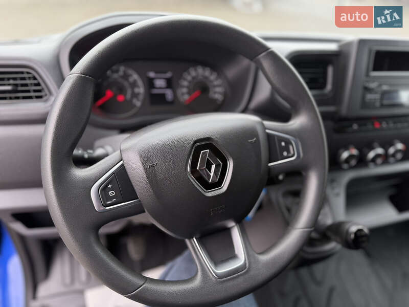 Вантажний фургон Renault Master 2022 в Дубні