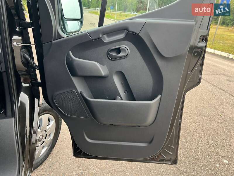 Грузовой фургон Renault Master 2022 в Киеве фото 49 Грузовой фургон Renault Master 2022 в Киеве