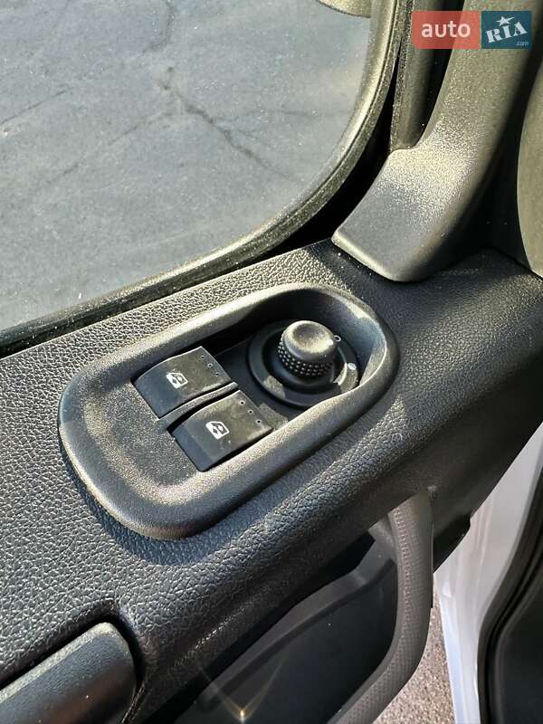 Вантажний фургон Renault Master 2018 в Дубні фото 33 Вантажний фургон Renault Master 2018 в Дубні