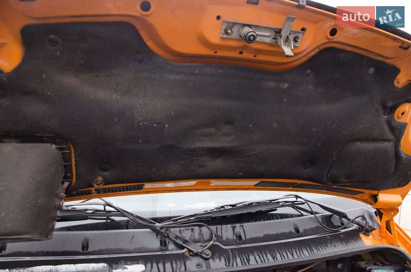 Вантажний фургон Renault Master 2006 в Сарнах