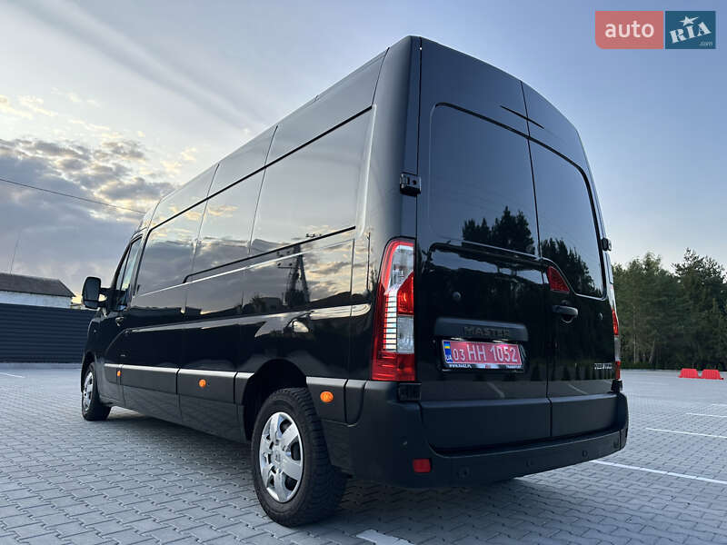 Вантажний фургон Renault Master 2022 в Ковелі