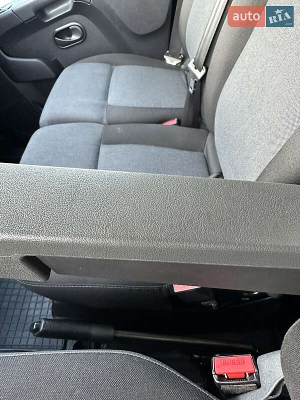 Вантажний фургон Renault Master 2022 в Ковелі