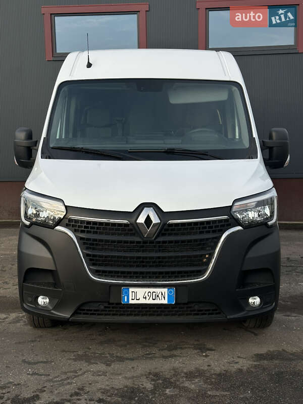 Вантажний фургон Renault Master 2020 в Долині