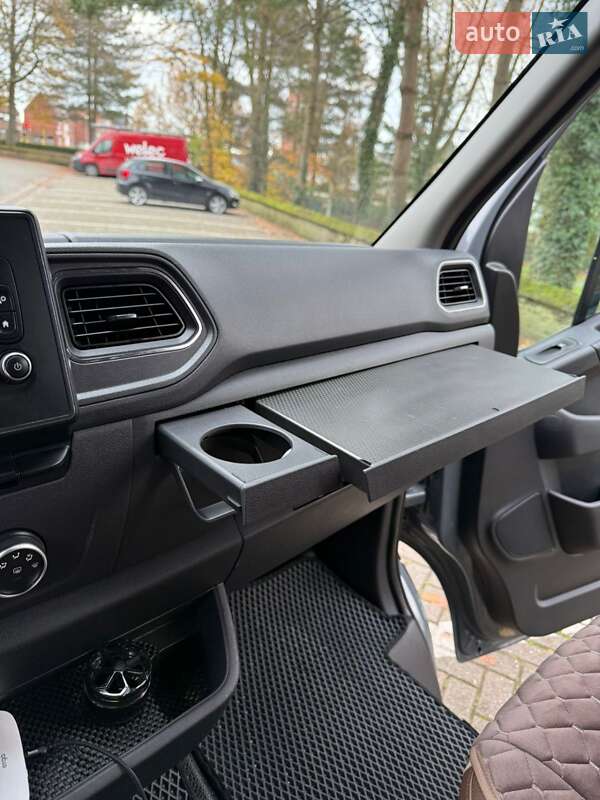 Микроавтобус Renault Master 2019 в Косове фото 28 Микроавтобус Renault Master 2019 в Косове