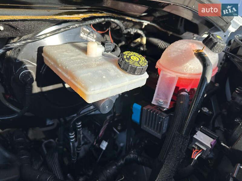 Вантажний фургон Renault Master 2020 в Долині