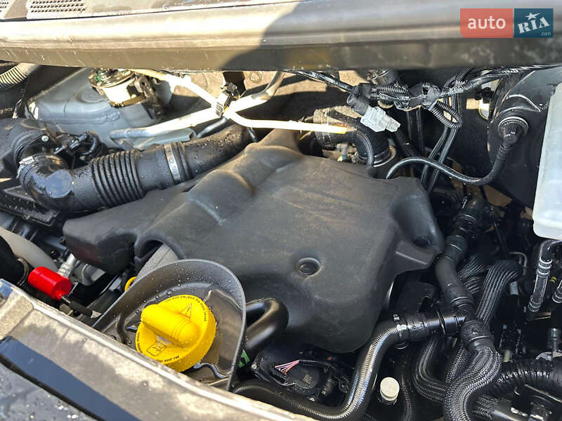 Вантажний фургон Renault Master 2020 в Долині