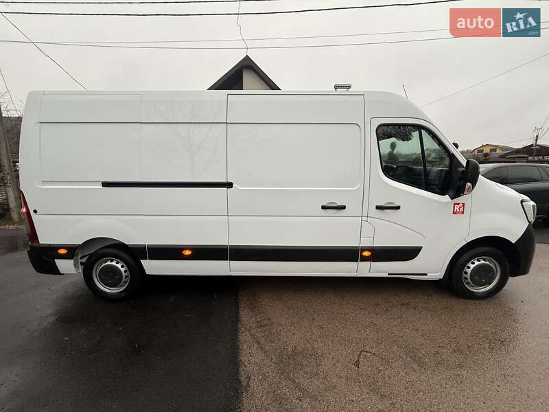 Renault Master 2023