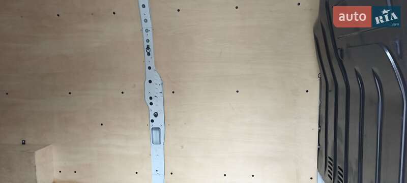 Грузовой фургон Renault Master 2016 в Фастове фото 18 Грузовой фургон Renault Master 2016 в Фастове