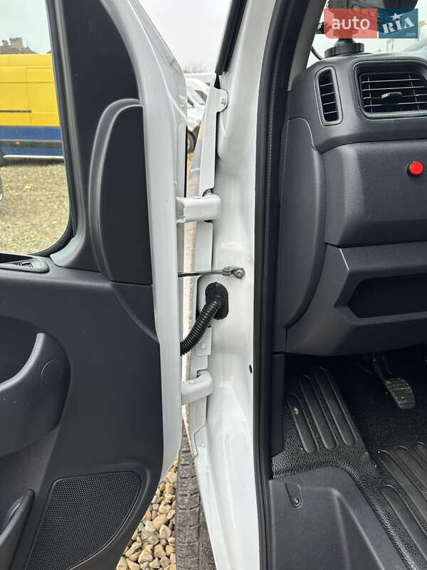 Грузовой фургон Renault Master 2020 в Львове