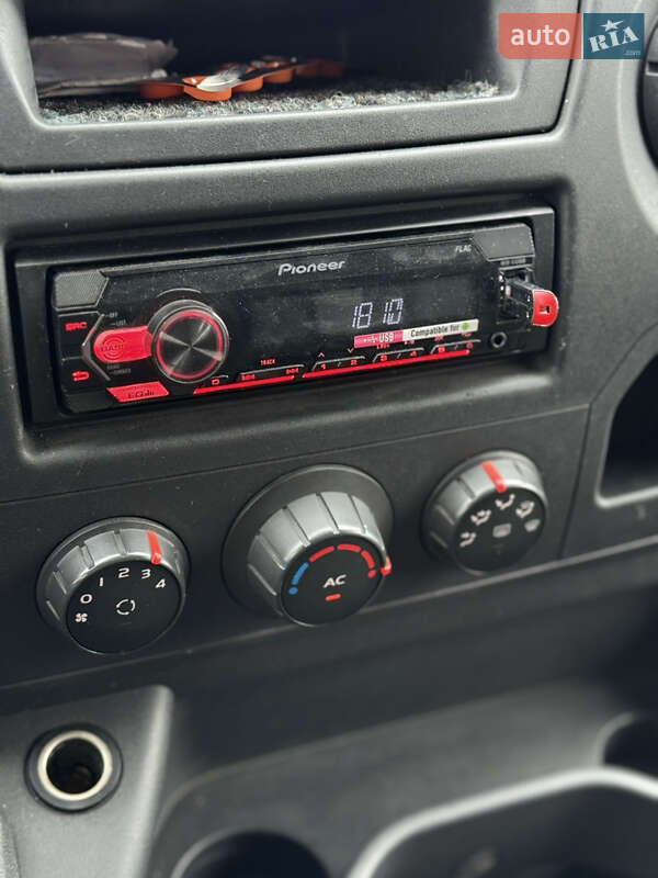 Микроавтобус грузовой (до 3,5т) Renault Master 2013 в Кропивницком фото 15 Микроавтобус грузовой (до 3,5т) Renault Master 2013 в Кропивницком