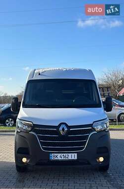 Грузовой фургон Renault Master 2020 в Шумске