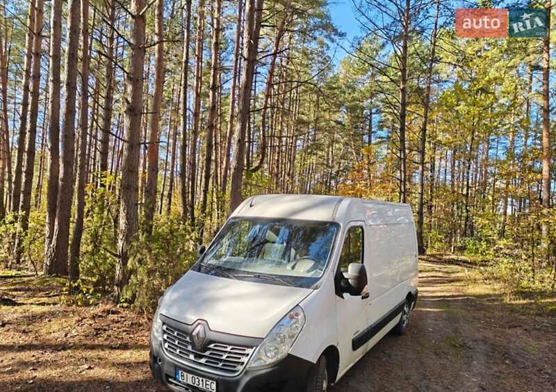 Грузовой фургон Renault Master 2016 в Тернополе