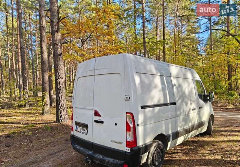 Грузовой фургон Renault Master 2016 в Тернополе