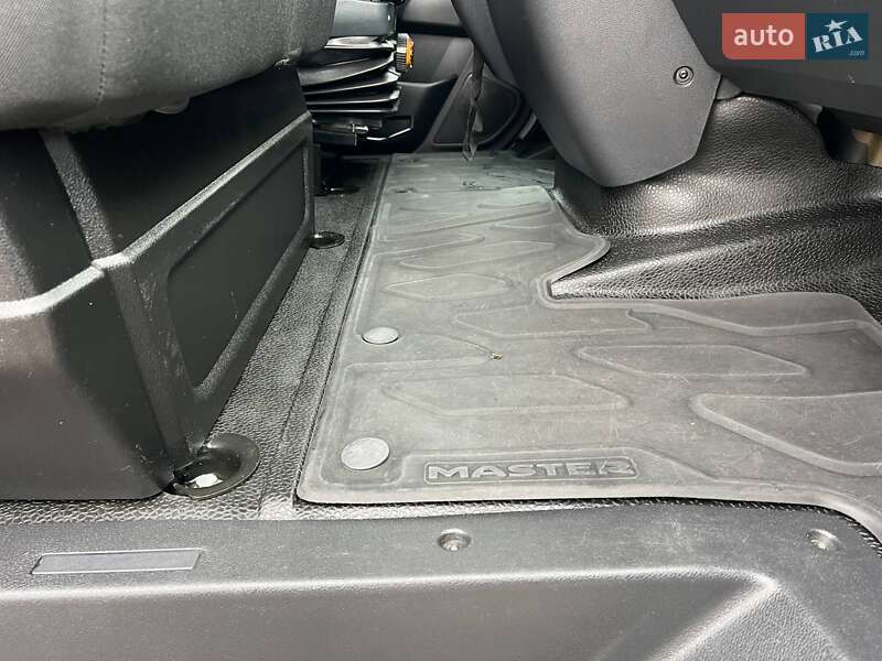 Вантажний фургон Renault Master 2022 в Києві фото 93 Вантажний фургон Renault Master 2022 в Києві