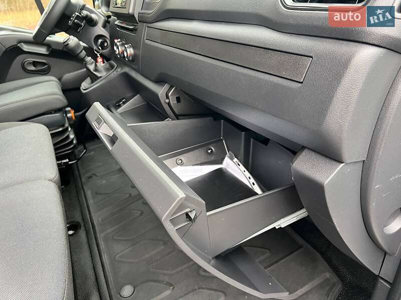 Вантажний фургон Renault Master 2022 в Києві фото 110 Вантажний фургон Renault Master 2022 в Києві