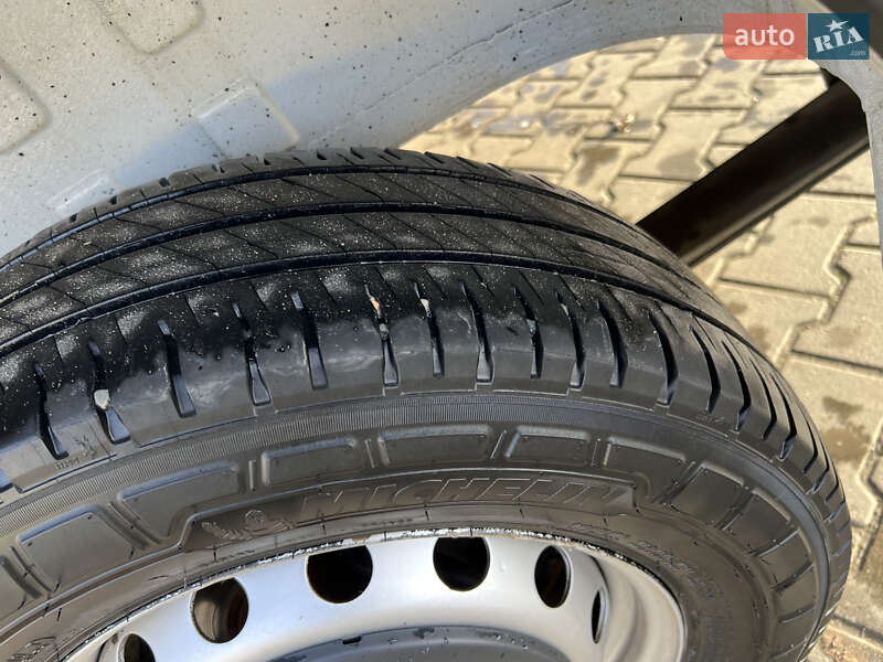 Вантажний фургон Renault Master 2020 в Луцьку