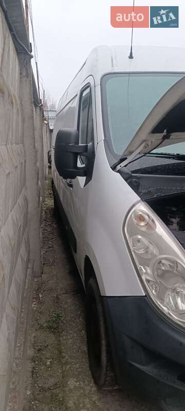 Грузовой фургон Renault Master 2014 в Киеве