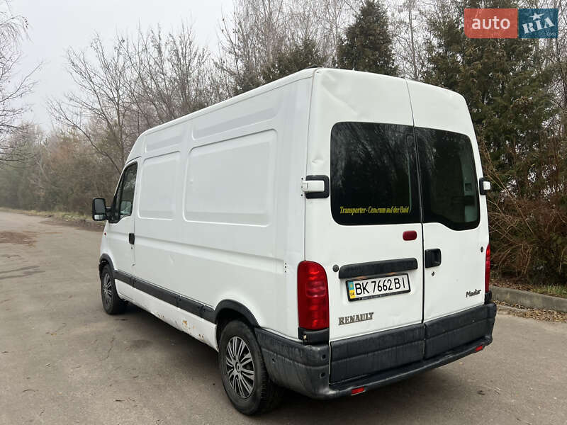 Вантажний фургон Renault Master 2002 в Рівному