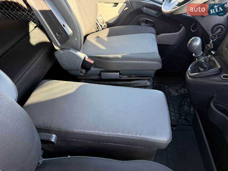 Автовоз Renault Master 2017 в Луцьку