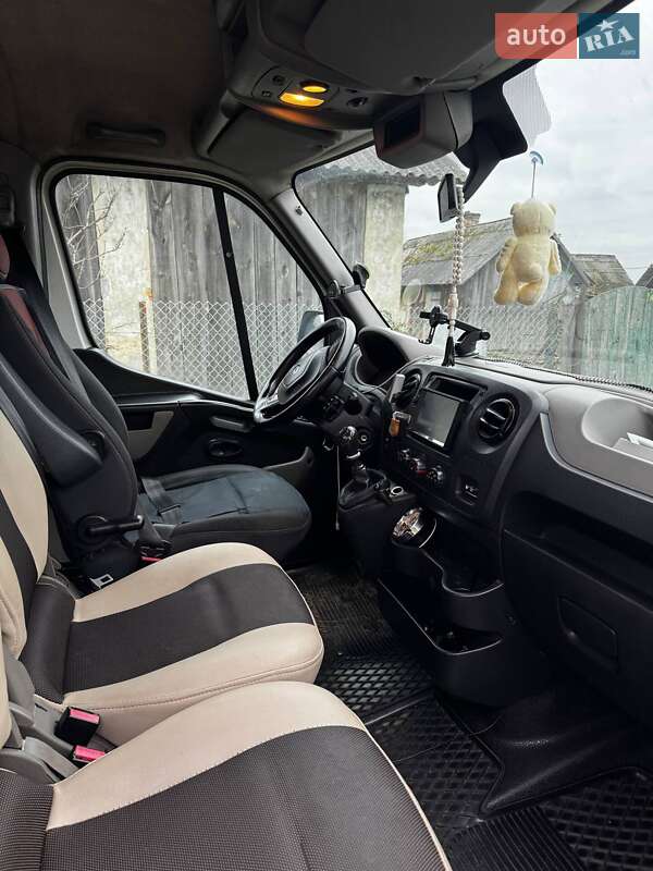 Мінівен Renault Master 2011 в Львові