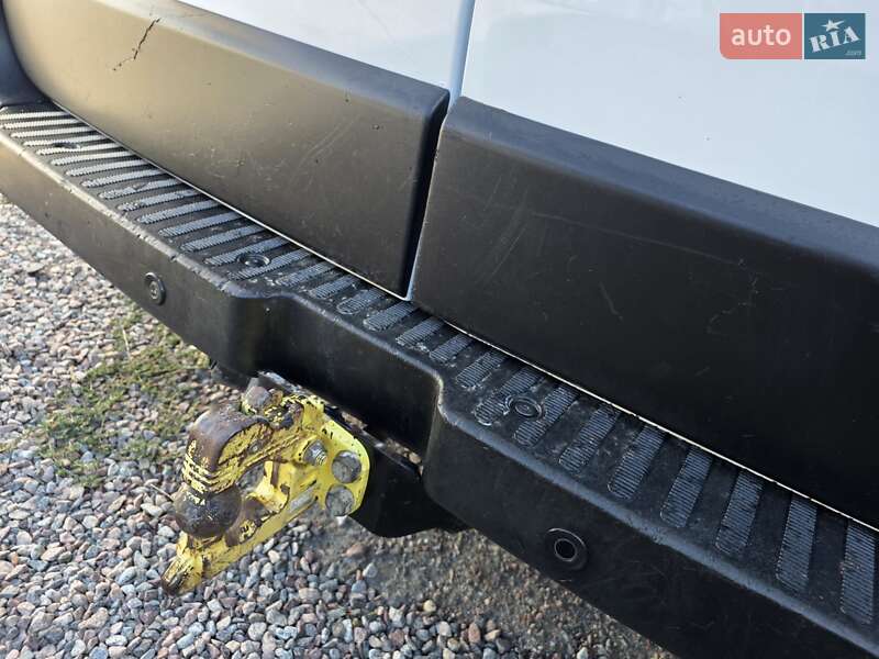 Вантажний фургон Renault Master 2017 в Одесі