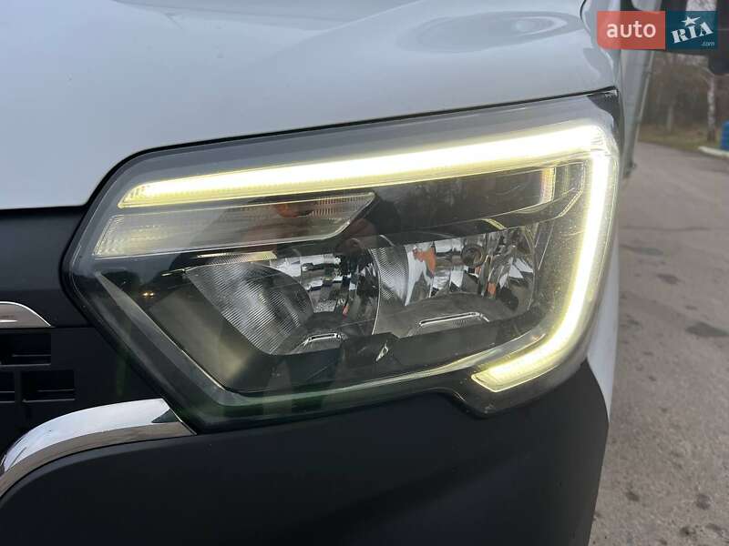 Тентованый Renault Master 2021 в Киеве