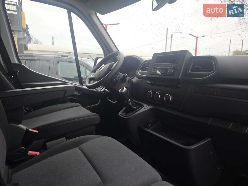 Вантажний фургон Renault Master 2021 в Одесі