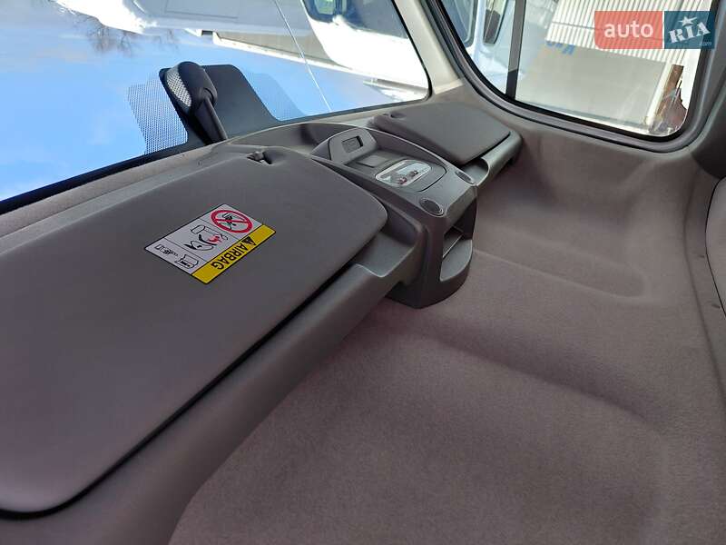 Грузовой фургон Renault Master 2022 в Ивано-Франковске