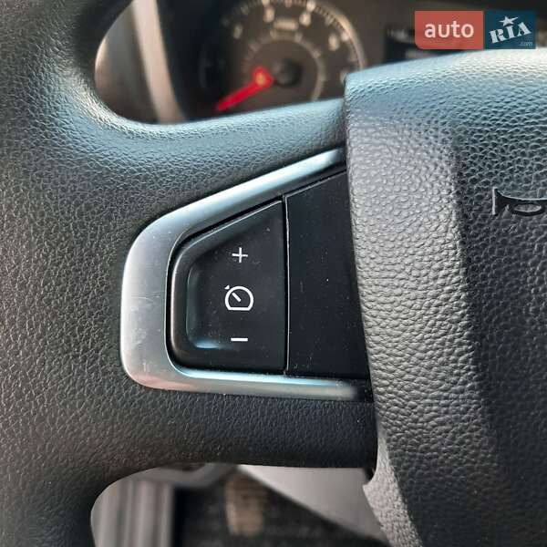 Вантажний фургон Renault Master 2022 в Полтаві