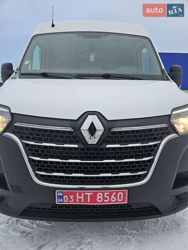 Грузовой фургон Renault Master 2022 в Дубно