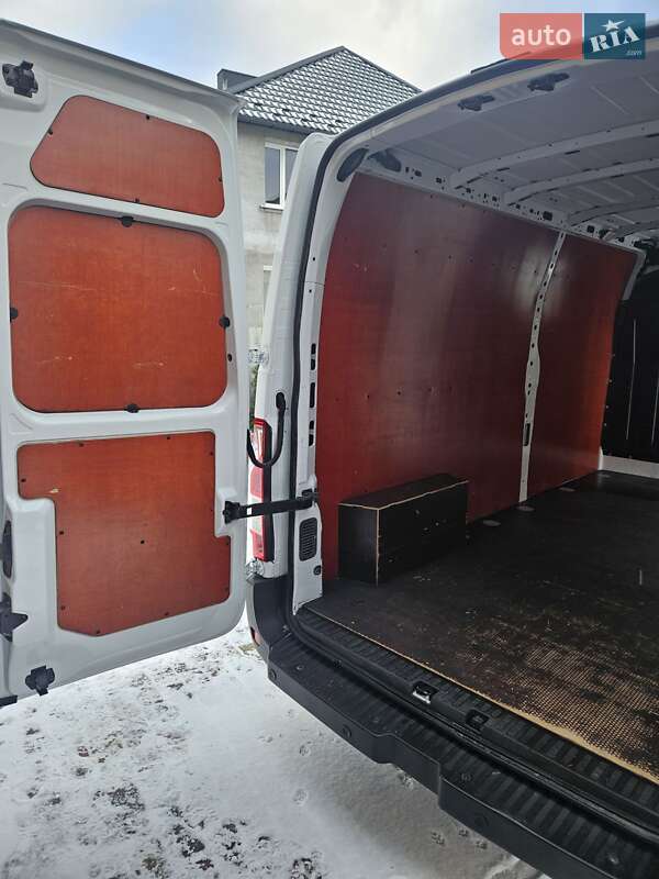 Грузовой фургон Renault Master 2022 в Дубно
