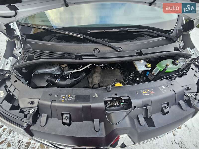 Грузовой фургон Renault Master 2022 в Дубно