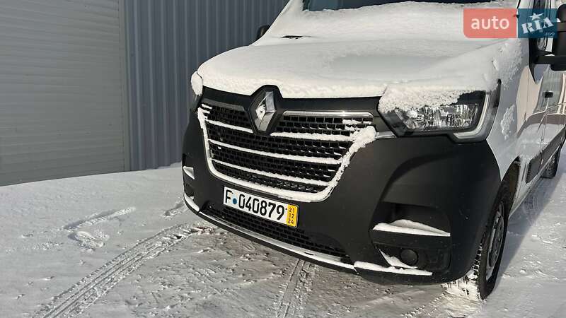 Грузовой фургон Renault Master 2022 в Дубно