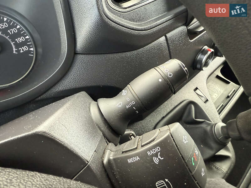 Грузовой фургон Renault Master 2022 в Дубно