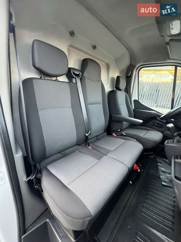 Грузовой фургон Renault Master 2021 в Луцке