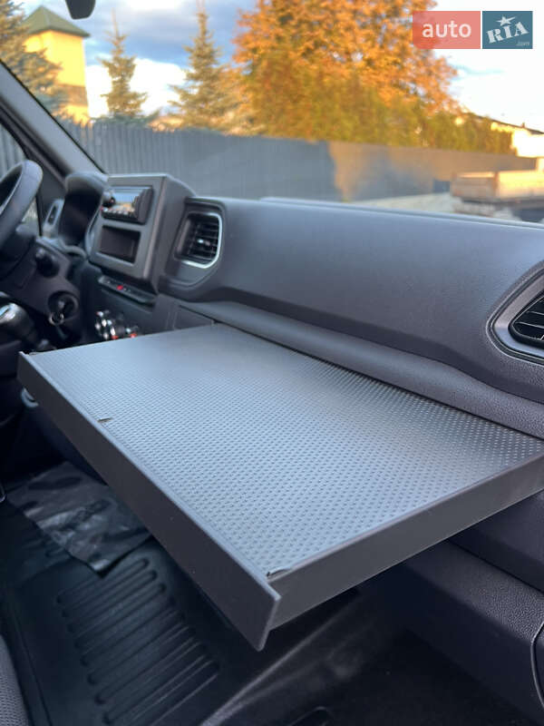 Грузовой фургон Renault Master 2021 в Луцке