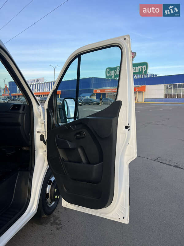 Грузовой фургон Renault Master 2019 в Луцке