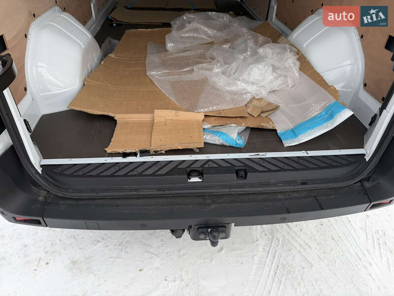 Грузовой фургон Renault Master 2025 в Калуше фото 18 Грузовой фургон Renault Master 2025 в Калуше