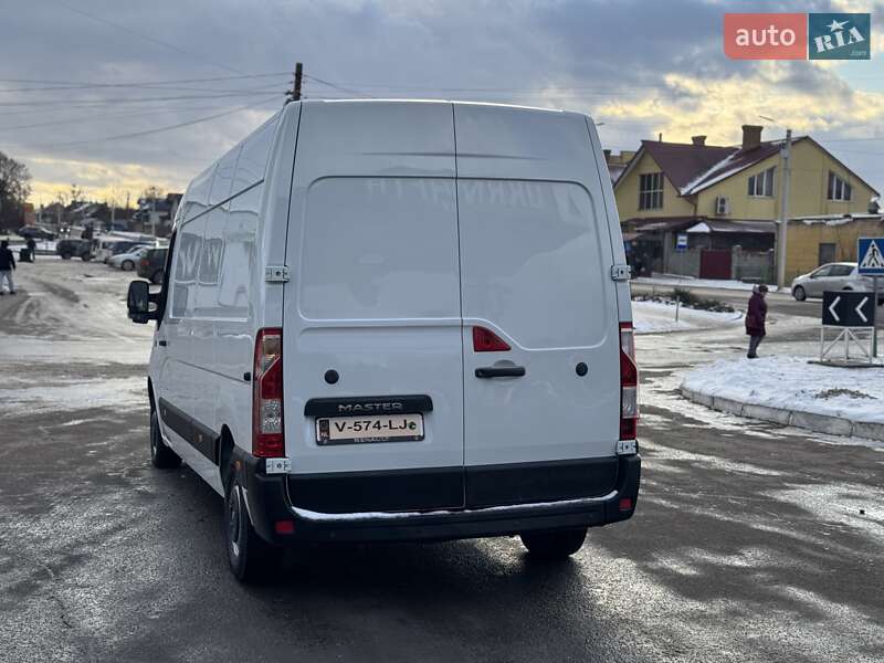 Грузовой фургон Renault Master 2017 в Дубно