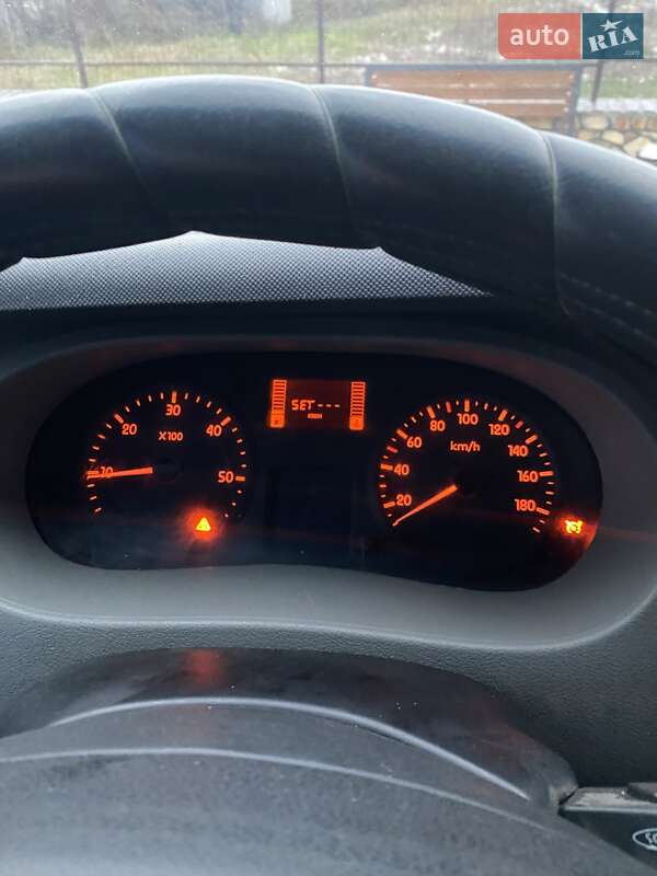 Вантажний фургон Renault Master 2010 в Могилів-Подільському