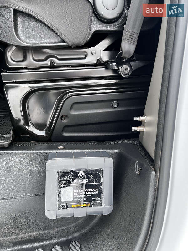 Мікроавтобус вантажний (до 3,5т) Renault Master 2016 в Вінниці фото 28 Мікроавтобус вантажний (до 3,5т) Renault Master 2016 в Вінниці