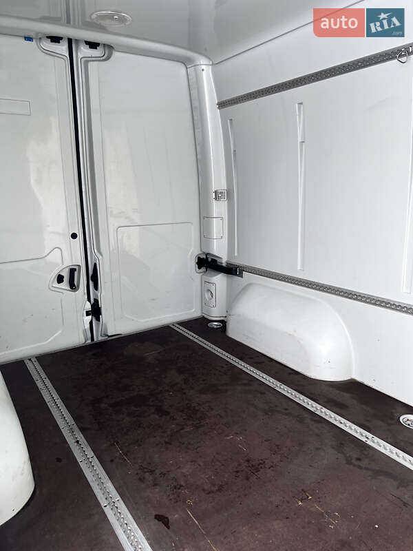 Мікроавтобус вантажний (до 3,5т) Renault Master 2016 в Вінниці фото 42 Мікроавтобус вантажний (до 3,5т) Renault Master 2016 в Вінниці