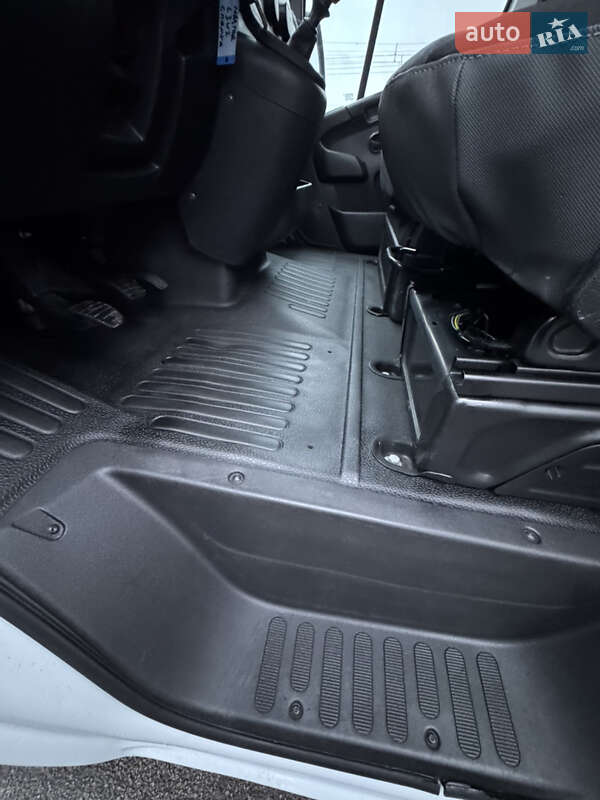 Вантажний фургон Renault Master 2019 в Києві фото 13 Вантажний фургон Renault Master 2019 в Києві