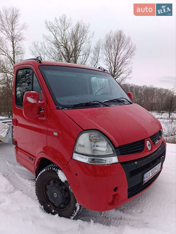 Эвакуатор Renault Master 2008 в Изюме