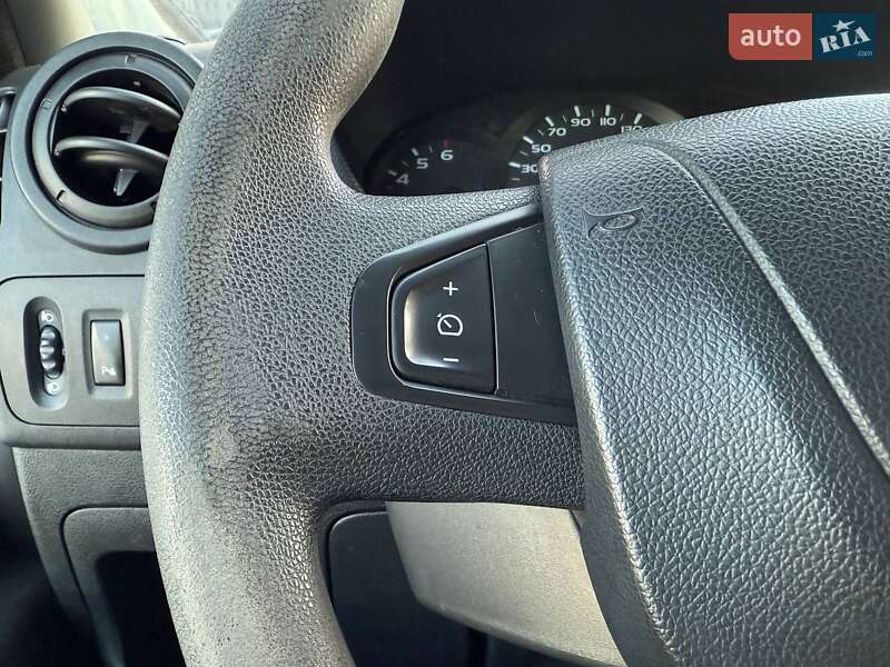 Грузовой фургон Renault Master 2018 в Киеве фото 20 Грузовой фургон Renault Master 2018 в Киеве